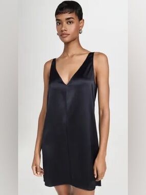 Leset barb v neck mini dress